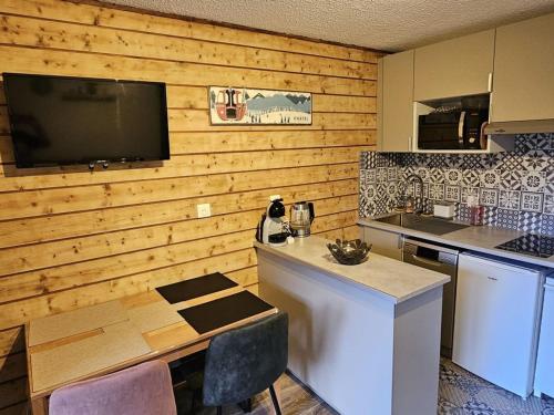Studio Châtel 4 pers avec Parking et WIFI - FR-1-676-247