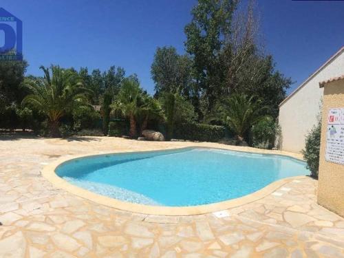 Villa rénovée 4/6 pers, piscine et parking, à 750m de la plage - FR-1-781-73