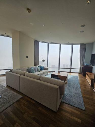 Apartment in the heart of Dubai - in Burj Khalifa