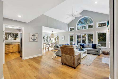 7627 Huntington photo 7
