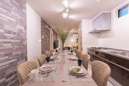 10 min walk Nagoya Sta 6 BR 18 ppl 2 free PK