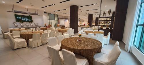 Гостиная зона в Swan Garden Resort Hotel