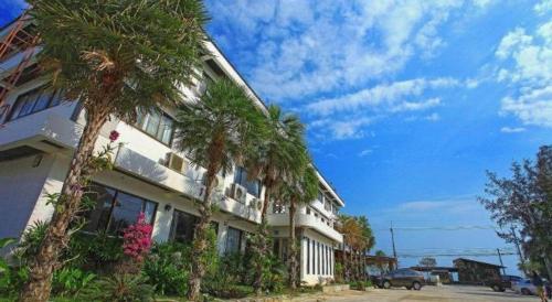 Afbeelding uit fotogalerij van Ladawan Boutique Hotel in Ban Pak Khlong