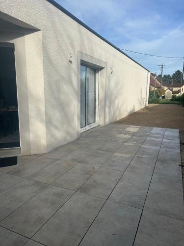 Το κτήριο όπου στεγάζεται  η παραθεριστική κατοικία