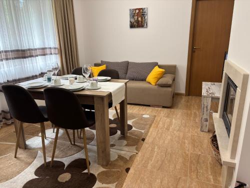 Апартамент за гости 4а26 Планинска Магия Grand Monastery Пампорово