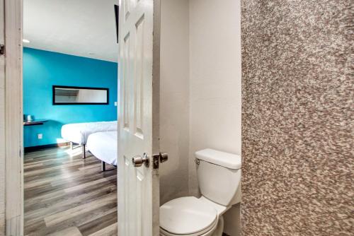 Koupelna v ubytování High Desert Inn