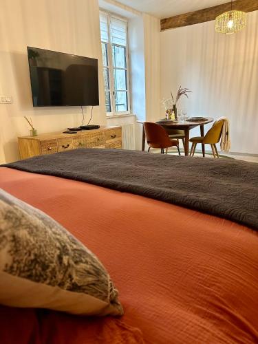 Studio rénové à 2 pas du centre-ville de Senlis