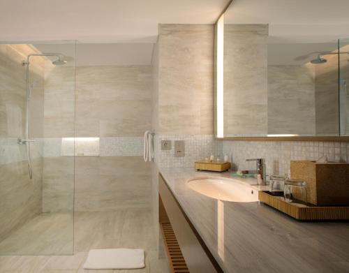 Koupelna v ubytování Padma Resort Legian