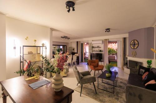 Aiolos Alimos Riviera super luxury Grand suite with gym