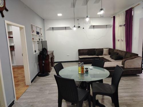 Φωτογραφία από το άλμπουμ του Alojamiento nuevo amanecer σε Lago Agrio