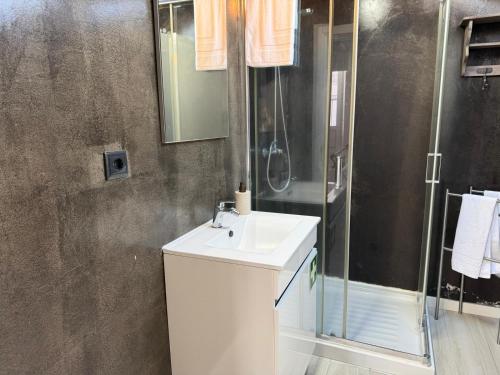 Koupelna v ubytování Azores Calheta INN LOFT