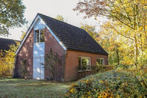 Κήπος έξω από το Comfortable family home with sauna - VP101