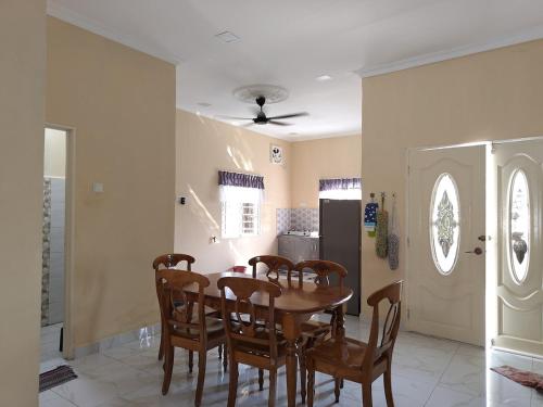 Φωτογραφία από το άλμπουμ του Echah's Homestay-mslim only σε Jeram