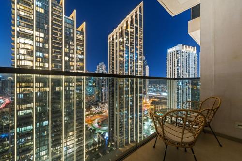 Modern stylish 2BR Apartment walk to Dubai Mall near Burj Khalifa
