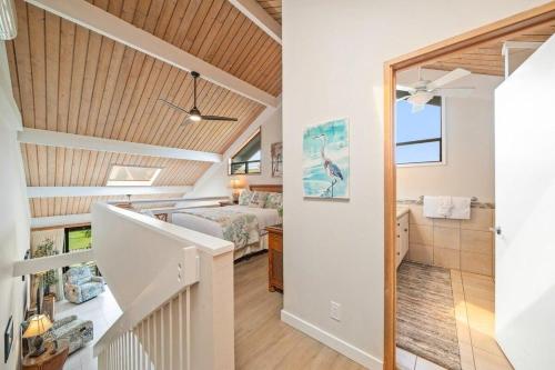 Η κουζίνα ή μικρή κουζίνα στο Kahana Village 17 · KHV 17 Spacious 2BD Condo w Oceanviews and S