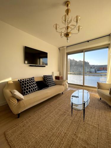 TV/trung tâm giải trí tại Cape Champagne