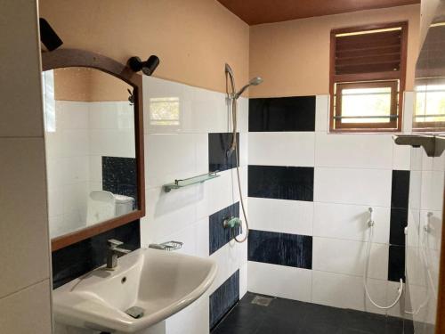 Ванная комната в Aran Villa Yala