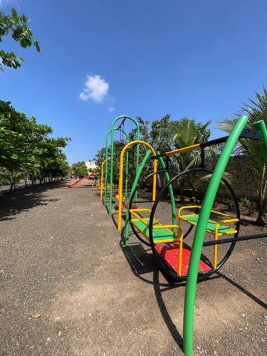 Herní místnost nebo prostor pro děti v ubytování ShreeVan Resort By Sk