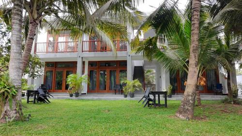 Zahrada ubytování New Ocean Breeze Madiha