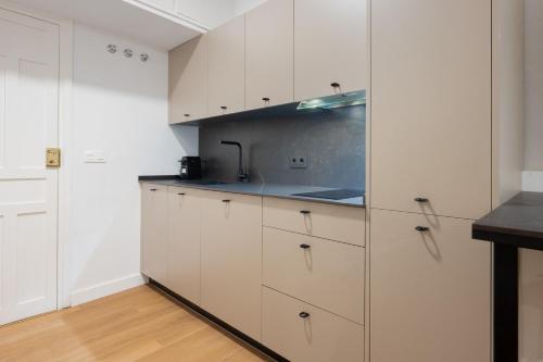 Brand New Design Studio - Alameda Square