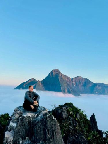 Overnigth Camping Peak of Nong khiaw