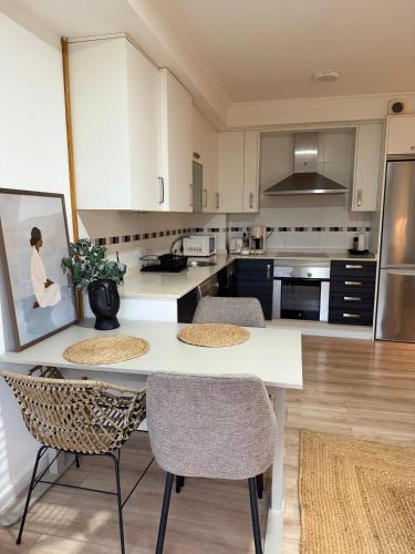 Apartamento Estudio con Wifi, Piscina y Parking