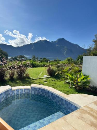 Γενική θέα στο βουνό ή θέα στο βουνό από  αυτό το καταφύγιο