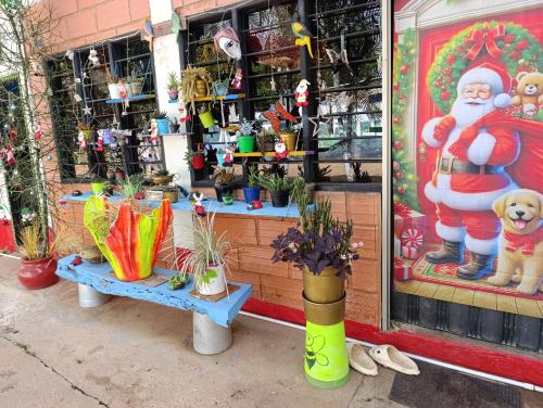 Afbeelding uit fotogalerij van Hostal VILLA JULIANA in Los Manguitos