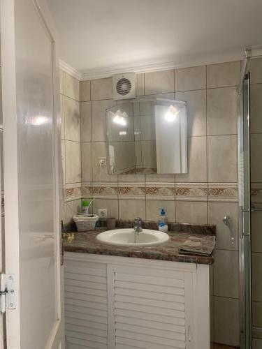 Koupelna v ubytování Apartments Tazacorte Beach 2-3 floor