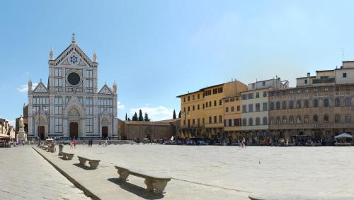 Elegante appartamento Piazza Santa Croce Firenze