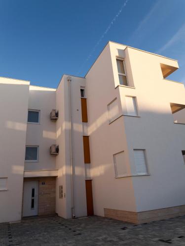 Sunlight Stay Apartment Novalja