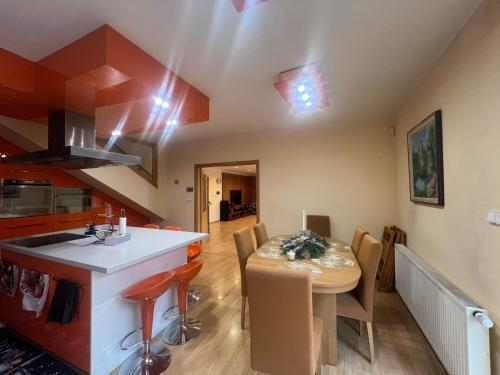 Kuchyň nebo kuchyňský kout v ubytování Sabina house