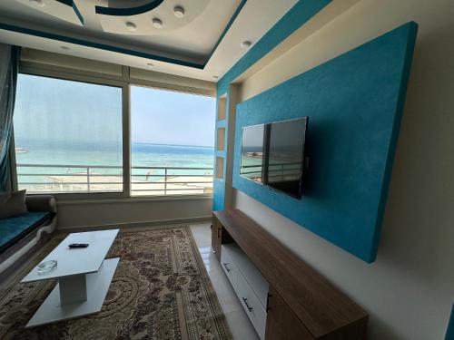 كورنيش القيادات