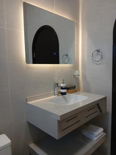 Koupelna v ubytování De Sultana Villa