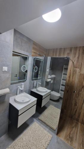 Koupelna v ubytování LORD-Osijek