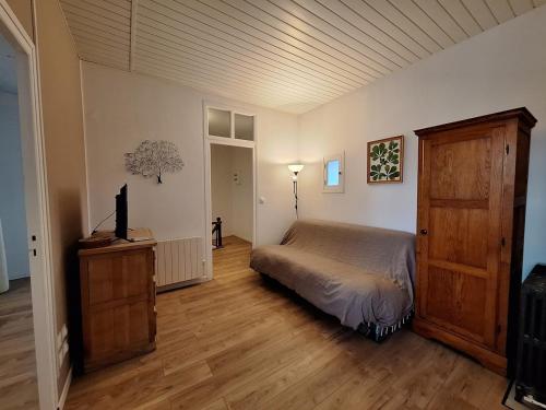 Φωτογραφία από το άλμπουμ του Charmant T2 Aux 2 Marronniers σε Poursay-Garnaud