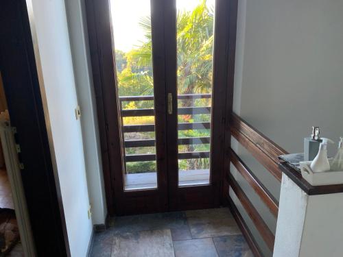 Billede fra billedgalleriet på Rustico Villa Antonia with seaview and pool i Bieno