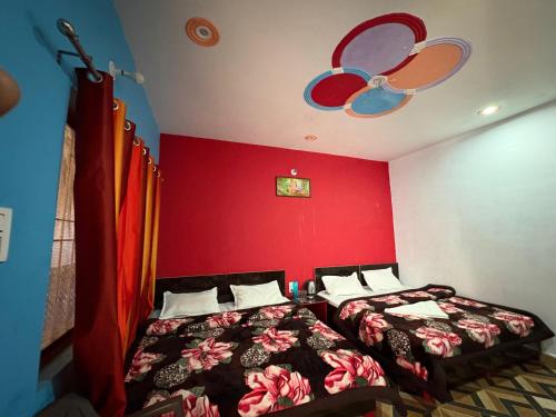 Ένα ή περισσότερα κρεβάτια σε δωμάτιο στο Kanatal stay