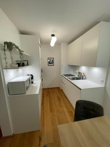 Ruhiges Wiener Townhouse mit Terrasse und Küche