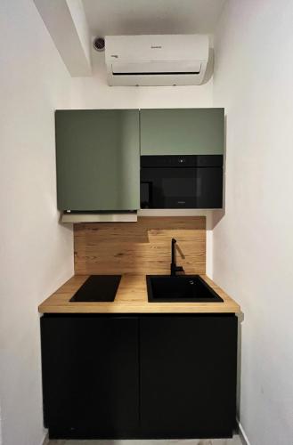Domus Jota - Comfort e Stile in Suite Indipendente