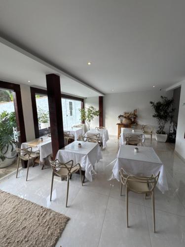 Χώρος καθιστικού στο Pousada Sereia de Geriba