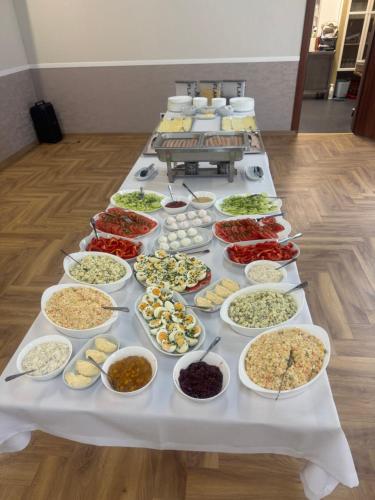 Jídlo v penzionu nebo okolí