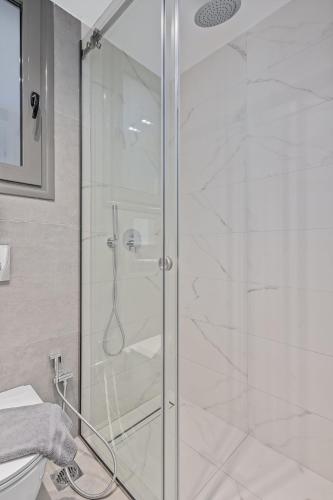 Riviera 2BR Glyfada Gem by TwentyTwo