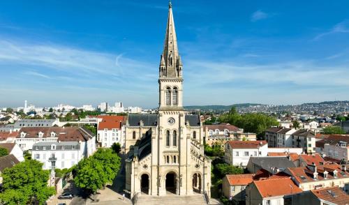 Γενική άποψη της πόλης Argenteuil ή θέα της πόλης από  αυτό το ξενοδοχείο