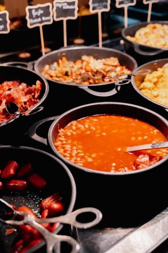 Mâncare la sau în apropiere de acest hotel