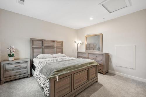 Ένα ή περισσότερα κρεβάτια σε δωμάτιο στο Private Room In A Modern Home