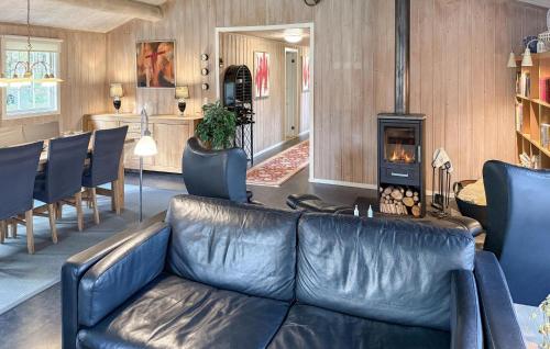 Χώρος καθιστικού στο 3 Bedroom Beautiful Home In Oksbøl