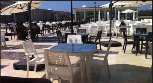 Εστιατόριο ή άλλο μέρος για φαγητό στο Lovely three sides Appart in Ola Blanca