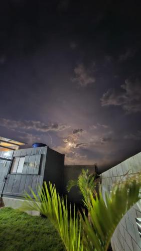 Fotografija u galeriji objekta Casa Container Jacu u gradu Lavrinjas