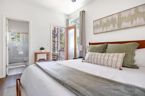 Voodi või voodid majutusasutuse Flagstaff Mountain Town Condo toas